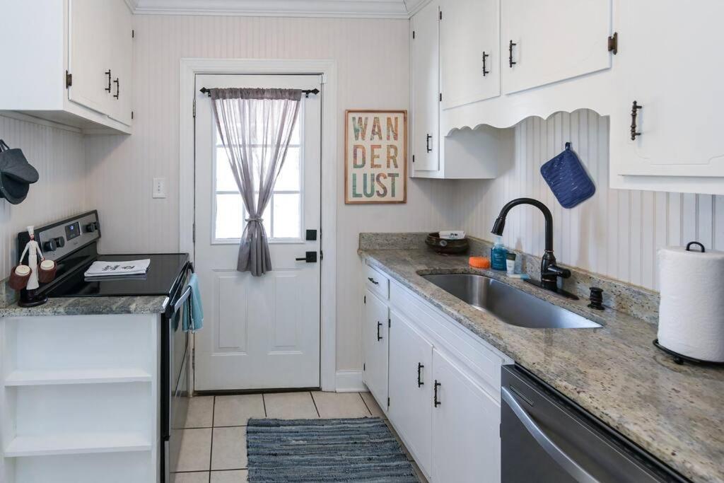 Peaceful Home In Downtown Huntsville With Nice Back Patio! المظهر الخارجي الصورة